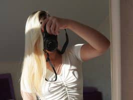 Girl squirt cam shows - Isilib-kisa is a pro at spraying fluids