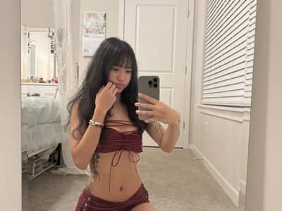 Enjoy 1 on 1 sex cams with gorgeous girl american teens donna_creamteam.