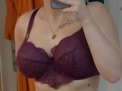 lina_mayer_ enjoys meet lovely austrian cam girls online now.