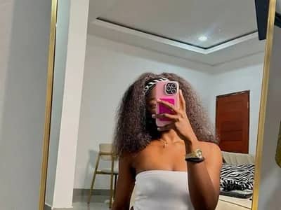 Meet stunning Nigerian girl on cam: Join Sweet_pussytoto's live show now!