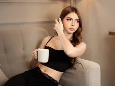 Join Anita-vega for a nude chat with talented anime girl.