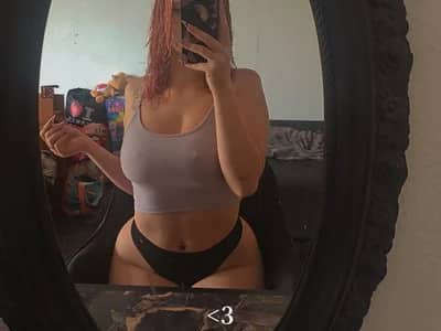 Find lively girl in new colorful cam shows. Meet MaddieBaddieee now!