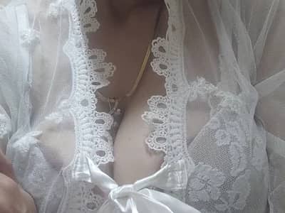 Romantic arab Arabic couple 'Amelia' & 'Yusuf' enjoy intimate cam chats Nada_Oh