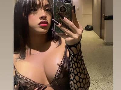 Trans models star in erotic foursome cam shows with Princess_Hottys.