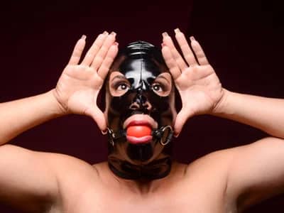 Join trans girl gooddessamanda as she dominates in a live BDSM scene.