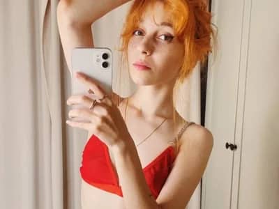 tgirlfoxy