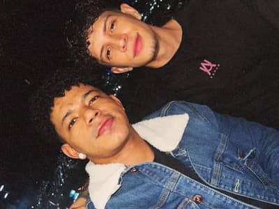 Join Blakeandbart12 for guys enjoy cutest cam shows together.