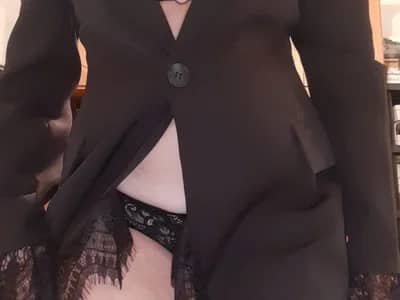 Join couple panterona069's middle priced privates grannies show
