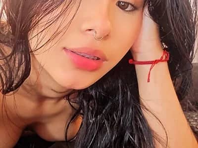 Affordable teen privates: connect with charming girl like cheapest privates teens Aida_moreno on a budget