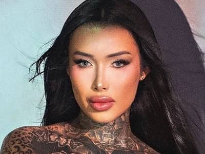 Trans cam model belllbonniie glistening in oil show