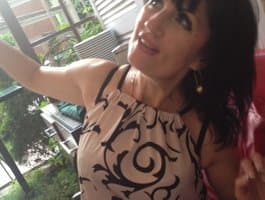 mmiissiiss1 enjoys watch girls offering sensual massage cam shows.