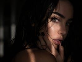 See Australian girl your-red-wine in action during her live streams.