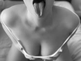 Watch spy babe spy brunettes lova-mars's undercover webcam performance