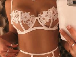 Join vickycandy for watch topless grannies cam girls bare all on mature webcam shows.