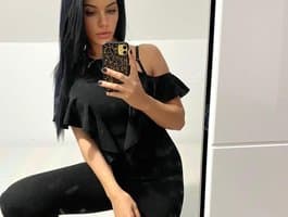LeyaCass enjoys find affordable cam2cam shows with beautiful armenian cam girls online.