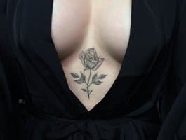 Girl Your-Peachy-Dream fun in steamy ass to mouth on cam