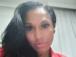 Watch sexy Portuguese girl flaunt their charm on cam, Estrelalua32 streaming live