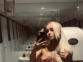 Intimate live session with Russians - join girl russian AshMila