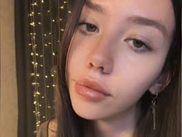 Fisting grannies: Join girl Amelia-skyy for intense mature cam fisting now!