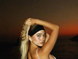Girl Salytexas's webcam masturbation, pure fingering bliss