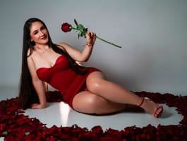 Hot hidden cams catch incognito model, spy EvaLarsson seducing unwittingly