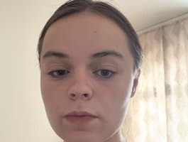 Girl goes undercover as private investigator, spy EsterGreenley solving crimes covertly
