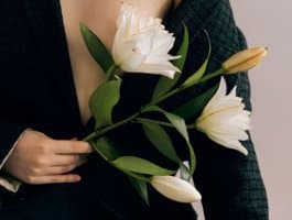 Meet Belgian cam girls showing off their natural charm and wit with hailwilds.