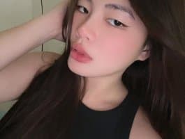 Girl squirt LucyGracea ends every steamy cam session with a gushing finale