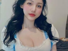 Girl Sunny-Vietnamgirl's live Irish striptease is not to be missed