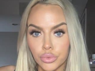 GoddessBuffBarbie