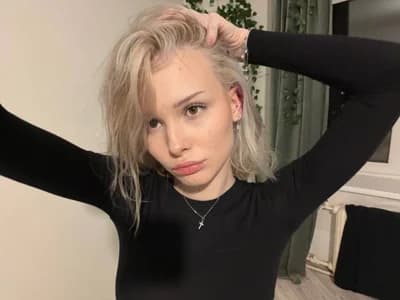 Teens Teen lovers cam chat - join their private romance LavondaMcgreevy