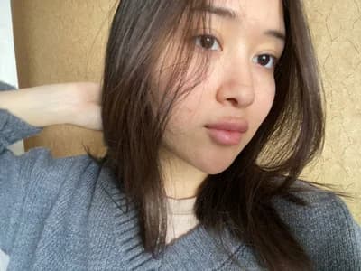 Join Mitsuki_Sutemi for listen to couples exchanging naughty dirty talk during steamy cam sessions.