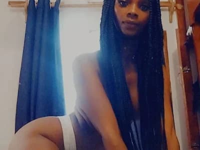 Private ebony couple camming goes live Kamdollie
