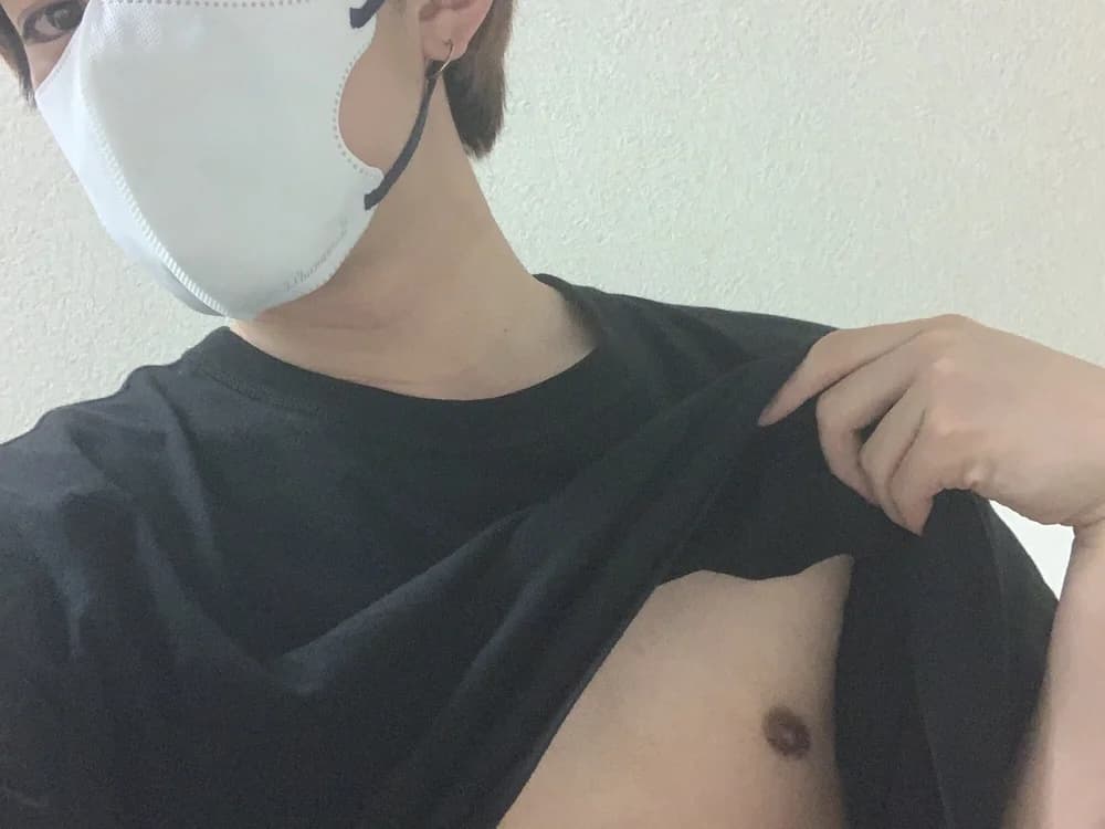 Join Austrian stud for intimate one-on-one chat via webcam, guy kei0000kei awaits.