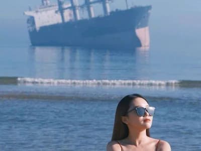 Mobile-based erotic content: watch new mobile Mia999's couple enjoy intimate show