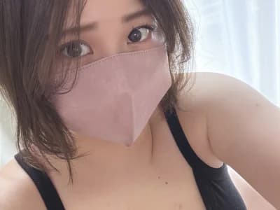 yuno_nurse enjoys luxurious privates : watch girls get into lavish adult cam experiences.