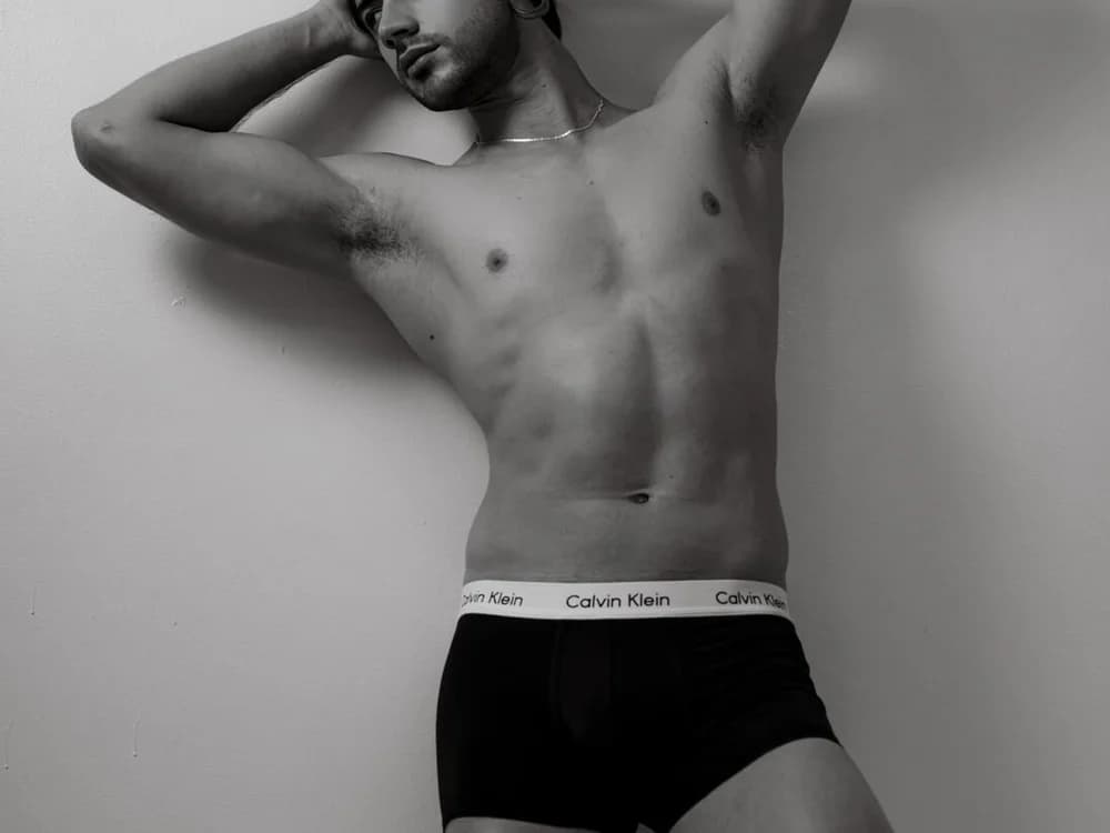 heteros_curious