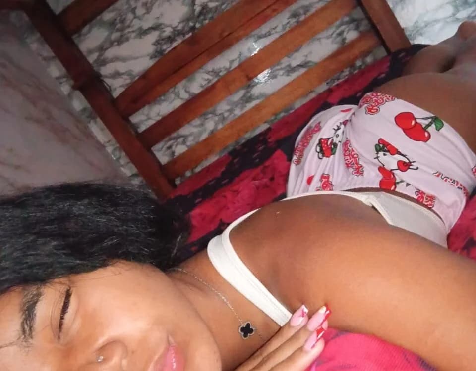 Sweet_VickyLove