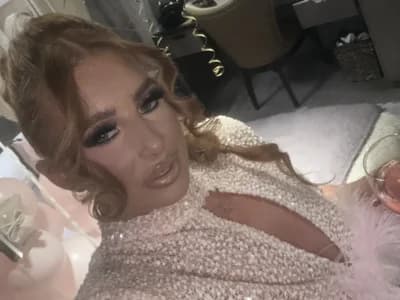 Watch girl-on-girl cams, live and uncut action - lesbians Laceyyxox: Lesbo_Vision