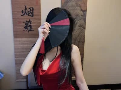 Girl dominate virtually with pegging, as seen on Maeve088's cam