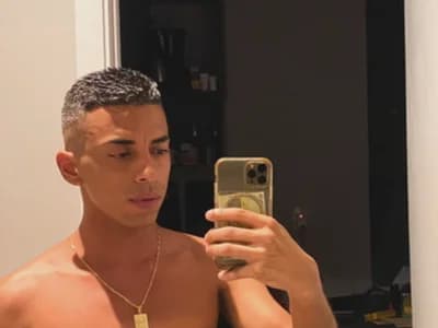 Private ebony cams: Guy, start your live session now pablof5