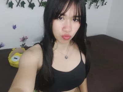 Dildo or vibrator anal lizeth_wong's girl presents exciting anal shows featuring a vibrator!