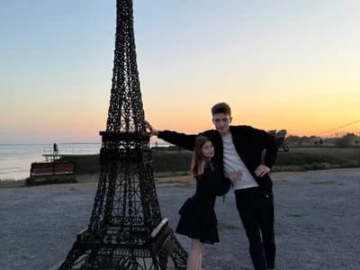 EmiliaCouple