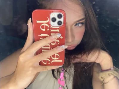 agatha_pleasuree