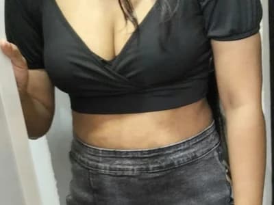 Topless asian girl Watch asia uncover breasts during steamy chat session Di_Lu-24