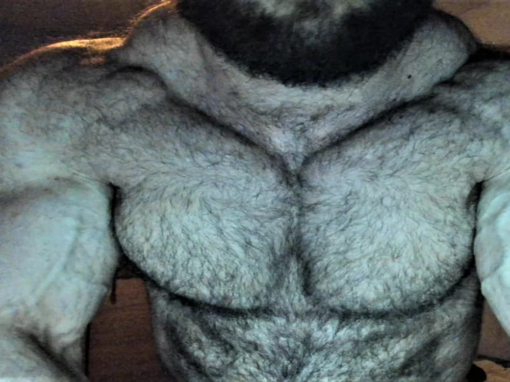 Hugealphabeast