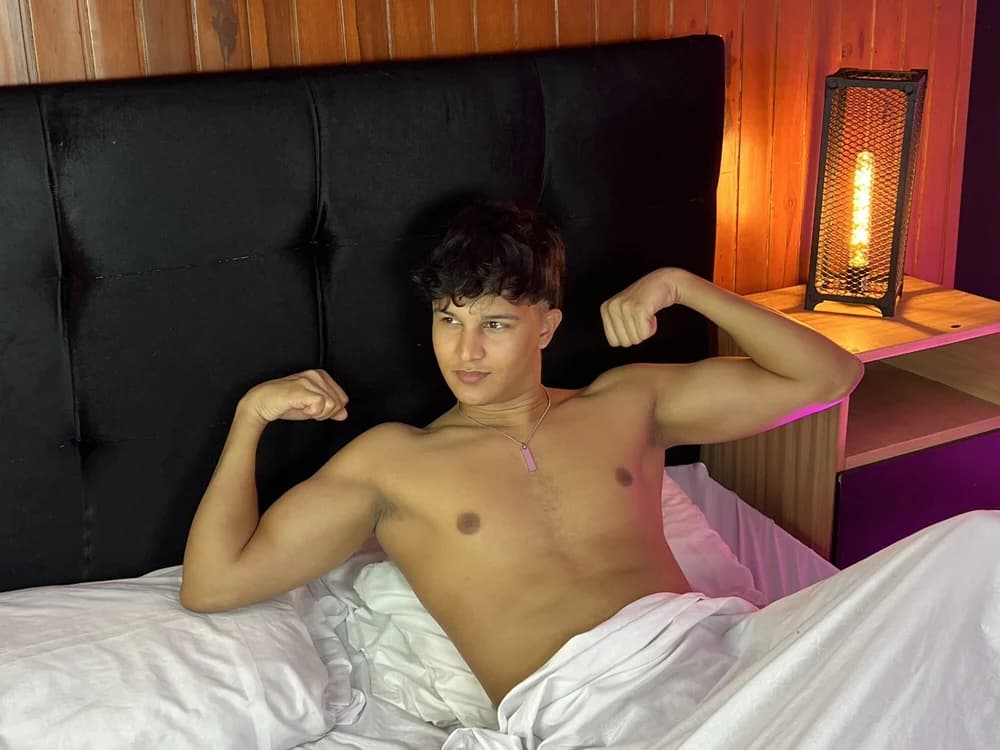 Leo_Savage_