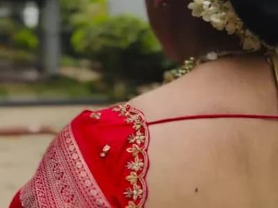 Priya-696