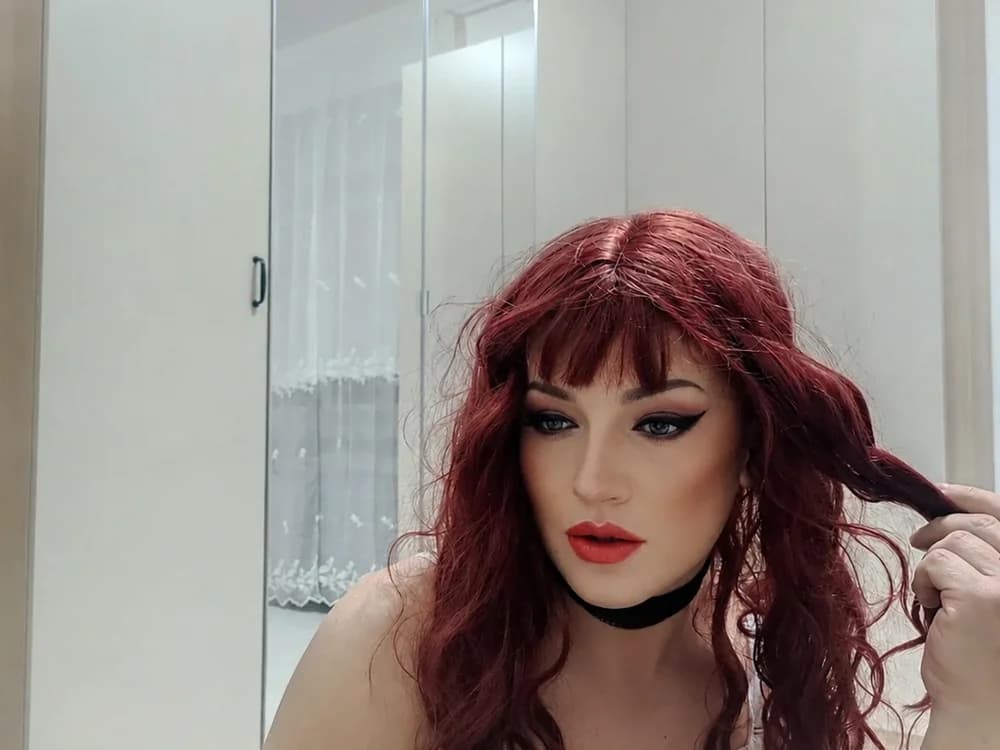 Join Giusycd for watch trans models demonstrate impact play skills in live spanking cam shows.