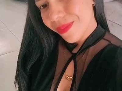 Discounted intimate chats for couple cheapest privates Bootycallhot and their lover